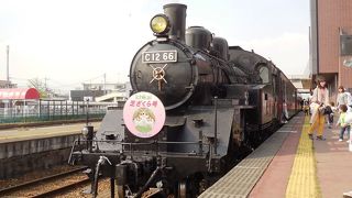 ローカル色ゆたかなSL列車