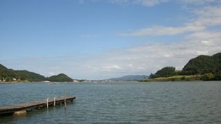 長閑な風景を見る