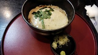 自然薯そばをいただきました。