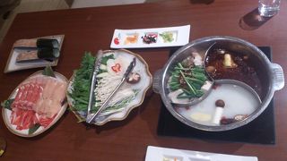 効果がわかる薬膳しゃぶしゃぶ　チェーンの中では綺麗