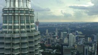 朝早く行ってチケットをGetしましょう！