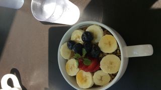 初アサイーボウル