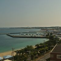 窓から見た平良港