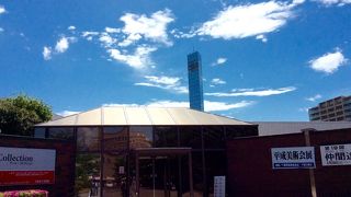 千葉県ゆかりの芸術家の作品多し