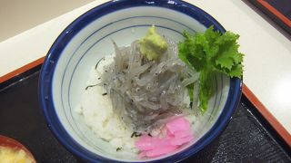 淡路産「生しらすたっぷり丼」に感動♪