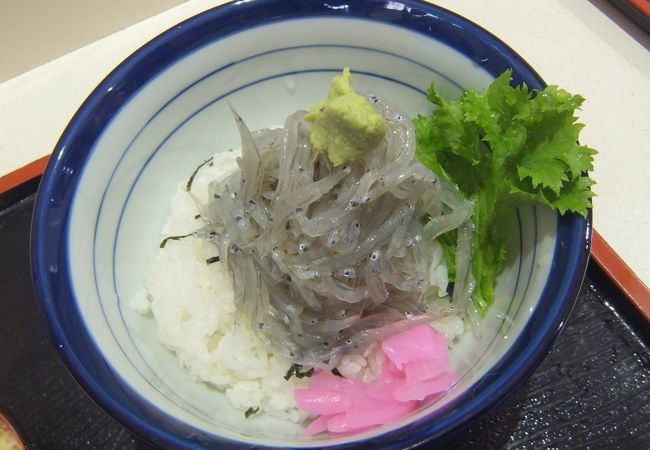 淡路産「生しらすたっぷり丼」に感動♪