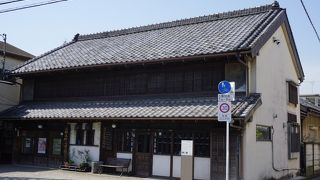 江戸時代の終わりから明治の初めにかけて建てられた旅籠