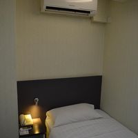 部屋が狭いので隅からとっても全体が写せなかった。