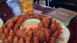 BBQリブの食べ比べ