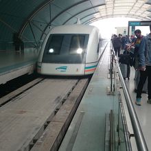 デザイン的には…と個人的には思うのですが