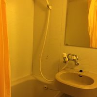 ホテルサウスアイランド、3階客室のユニットバス。