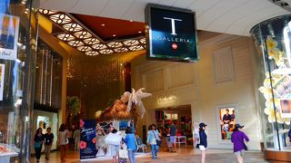 2階のコスメフロアが楽しいです