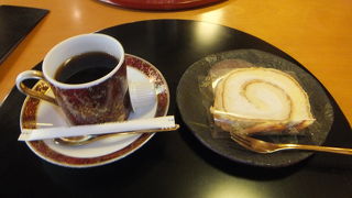 カフェもあります♪