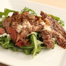 赤身のお肉で、脂というよりしっかりお肉の味。これもおいしい。