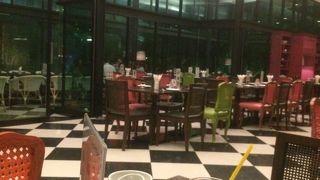 最終日のディナーに。きれいでおしゃれ、親切で快適！