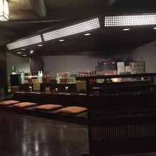 カウンター席