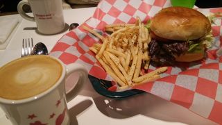 ハワイのボガーツカフェが大阪に・・・