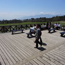 テラスもいいですよ。