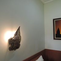 室内には遺跡の写真が飾られていました。