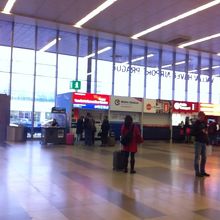 インフォメーションセンター