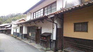 公用で出掛ける役人の宿としても利用されていたそうです