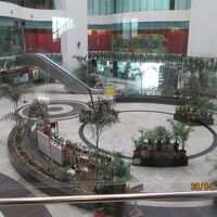 地下のショッピングモール