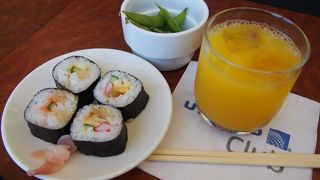 眺めも良くゆっくりできるラウンジ