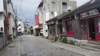 食器好きにはたまらないストリート♪