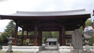 ここは甲府五山筆頭の名刹です