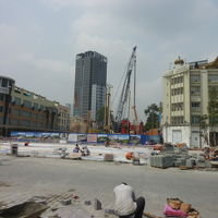 地下鉄工事でLe Loi とNguen Hueは不便な事に。