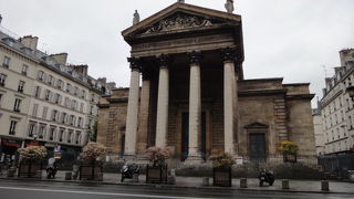 ノートル・ダム・ドゥ・ロレット教会