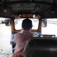 乗車中にドライバーを撮る