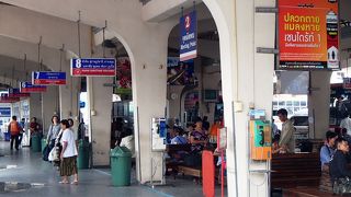 タイの移動はバスが便利