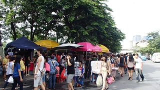 人の多さにビックリ仰天