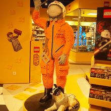 宇宙飛行士と宇宙犬（レゴ）
