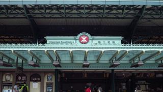 （香港）ここからもうディズニーの世界！