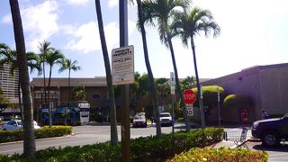 ホールフーズ目的で行ってきました