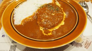 おしゃれなカフェ