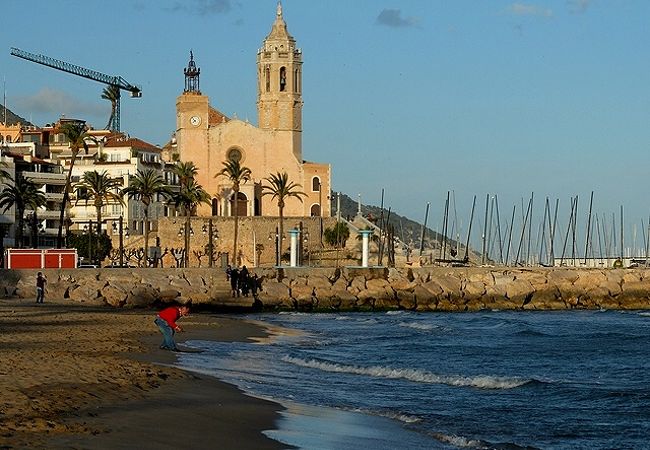 コスタ・ドラダ（黄金海岸）も、５月の初めは閑散。