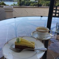 1階のラウンジで海を眺めながらTea time♪