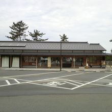 駐車場と道の駅