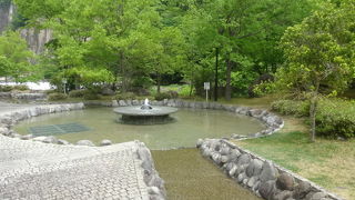 検断屋敷やお蕎麦屋さんもある