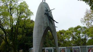 悲惨な出来事がありましたが、今は平和を祈る公園となっています