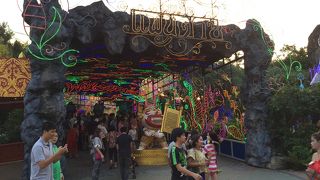 家族連れにはとても良いエンターテイメント！