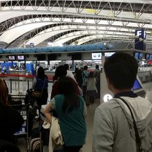 チェックインカウンターもすぐ