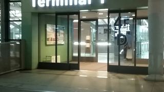 第一ターミナルがやはり便利。