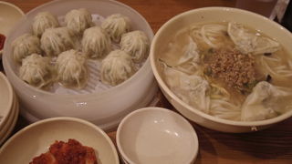 餃子とカルグクスの明洞餃子