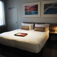 部屋はこじんまりしてますが寝るだけなら快適です