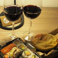 国際線まですぐなので国際線でお食事もできます