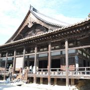 豊国神社（千畳閣）は、数百年の歴史に囲まれた空間